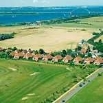 On The Golf Course F35e בית נופש *